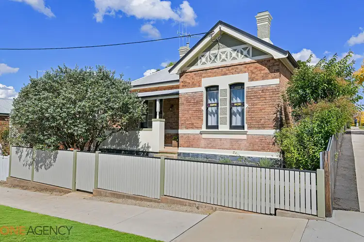 102 March Street, Orange NSW 2800