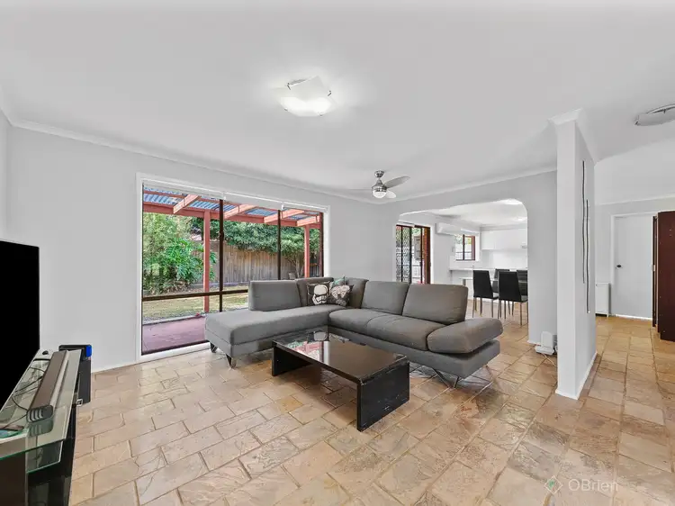 Second view of Homely house listing, 18 Calwell Court, Skye VIC 3977