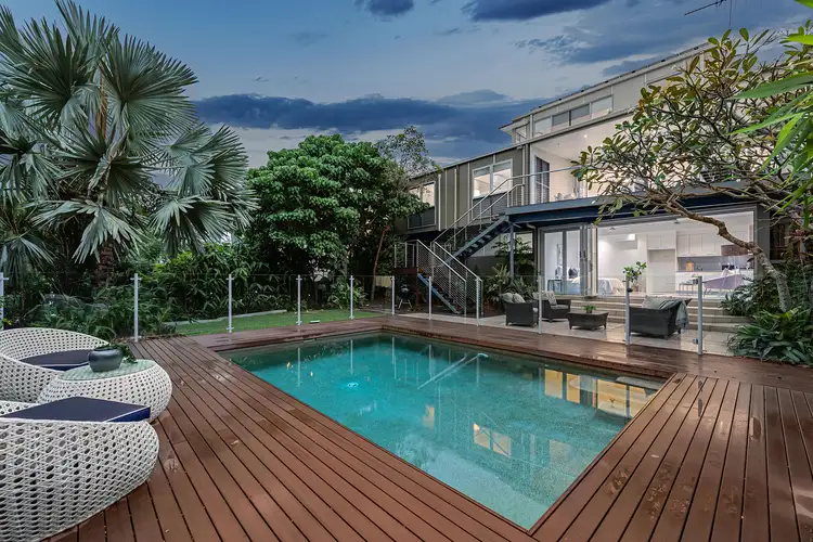83 Fifth Avenue, Balmoral QLD 4171
