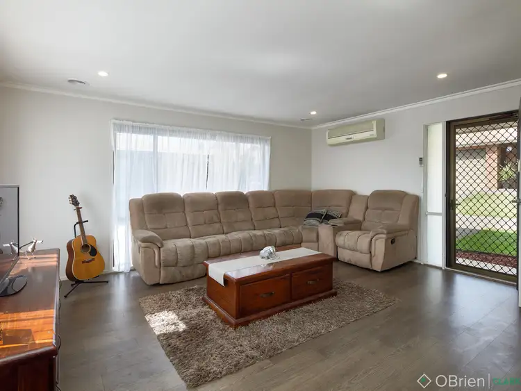 Fifth view of Homely unit listing, 1/12-14 Somerset Drive, Warragul VIC 3820