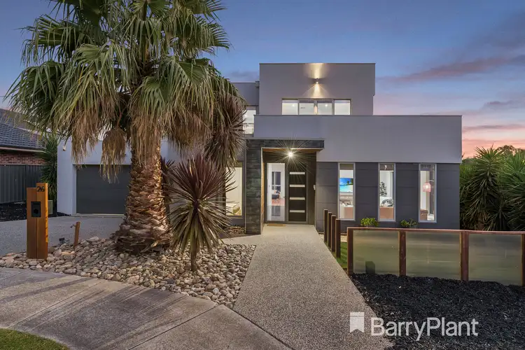 26 Damaine Circuit, Caroline Springs VIC 3023