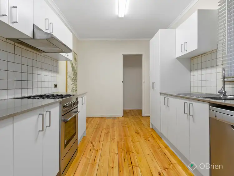 Fifth view of Homely unit listing, 2/5 Hiddleston Avenue, Box Hill South VIC 3128