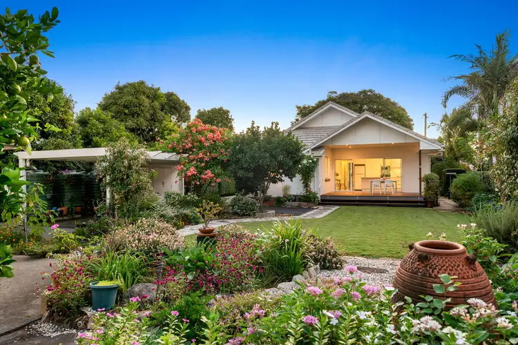 56 Smallman Street, Bulimba QLD 4171