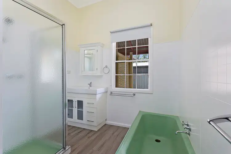 Fifth view of Homely house listing, 15 Finch Street, Beechworth VIC 3747