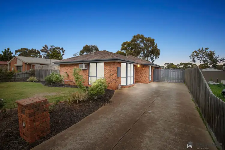 28 Smoult Drive, Kurunjang VIC 3337