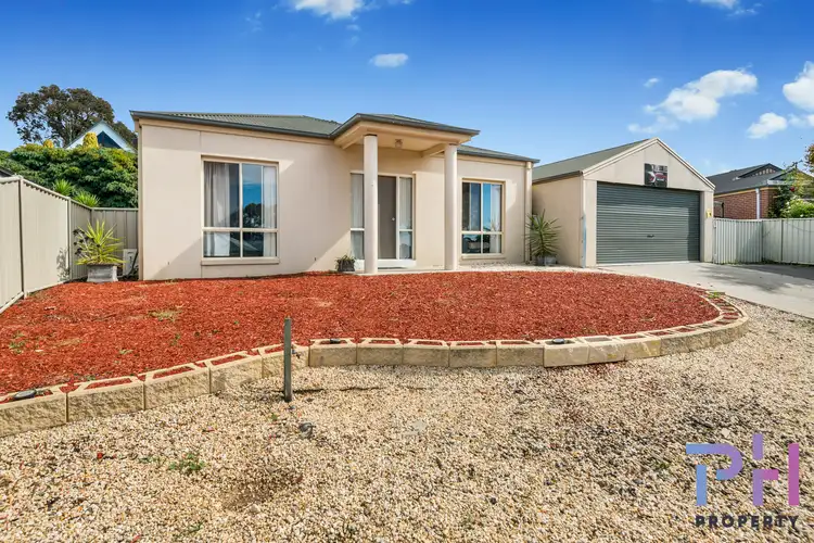 4 Tasman Court, Kangaroo Flat VIC 3555