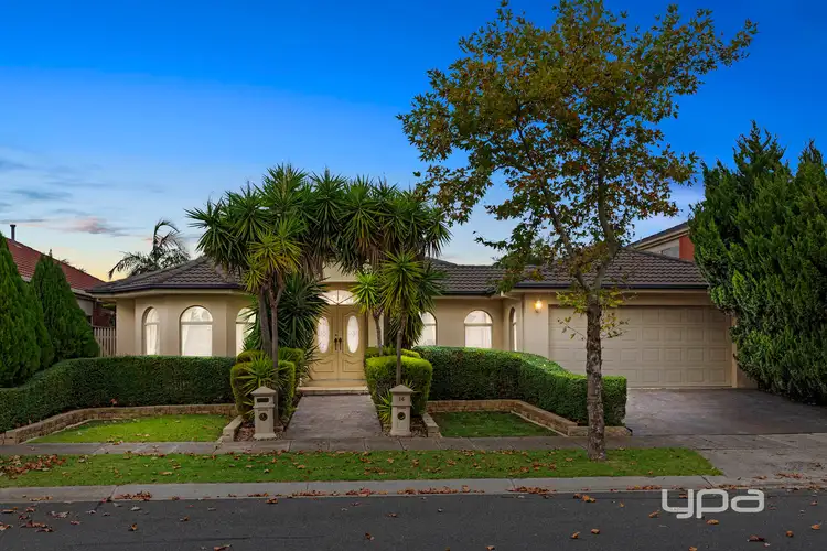 14 Tarcoola Drive, Burnside VIC 3023