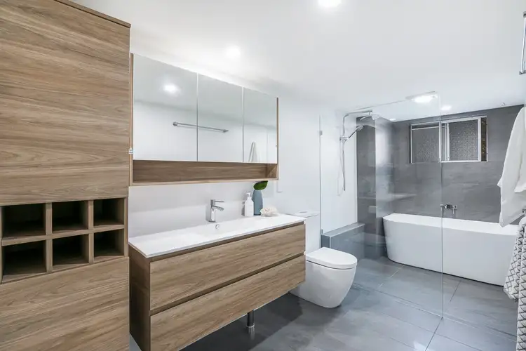 Fourth view of Homely apartment listing, 6/76-82 Glencoe Street, Sutherland NSW 2232