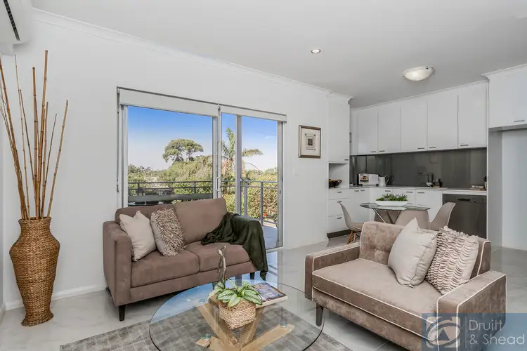 6/1 Stoner Place, Innaloo WA 6018