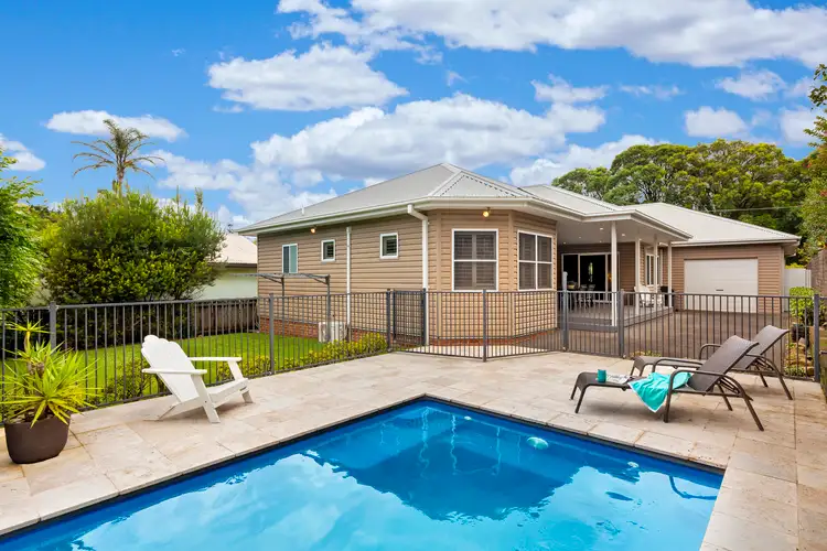 23 Phillips Crescent, Mangerton NSW 2500