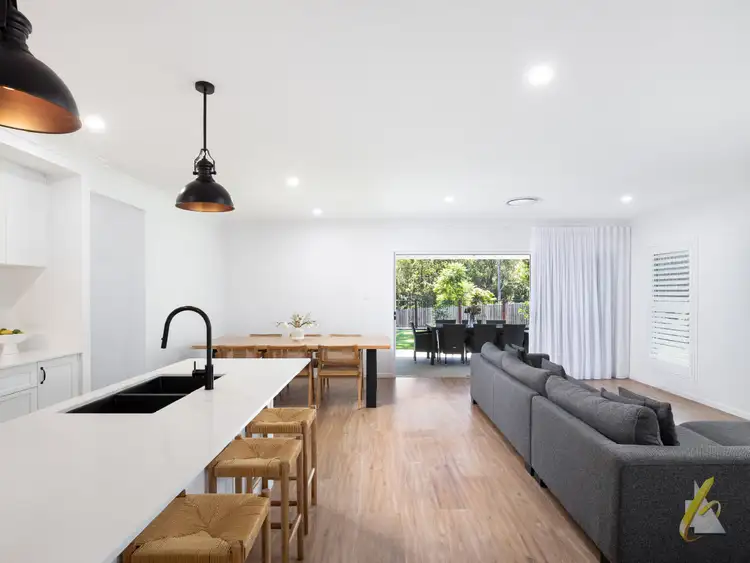 Second view of Homely house listing, 10 Guymer Place, Anstead QLD 4070