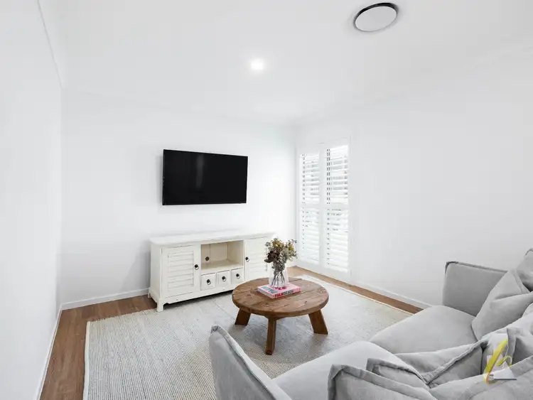 Fifth view of Homely house listing, 10 Guymer Place, Anstead QLD 4070