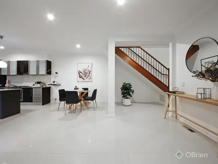 Fourth view of Homely townhouse listing, 2/1 Rae Street, Chadstone VIC 3148