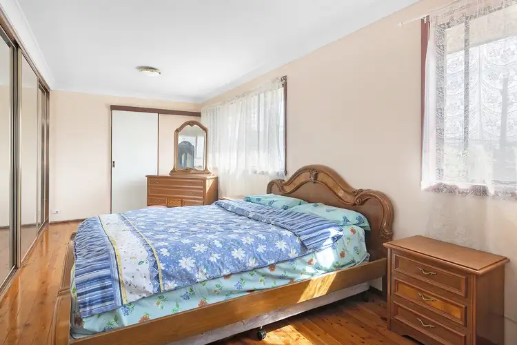 Sixth view of Homely house listing, 22 Gibson Place, Chifley NSW 2036