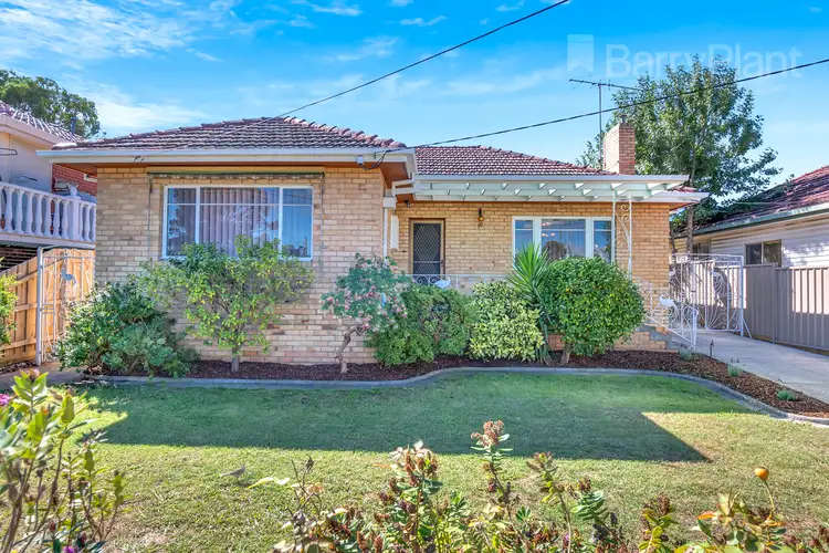 10 Browning Street, Kingsbury VIC 3083