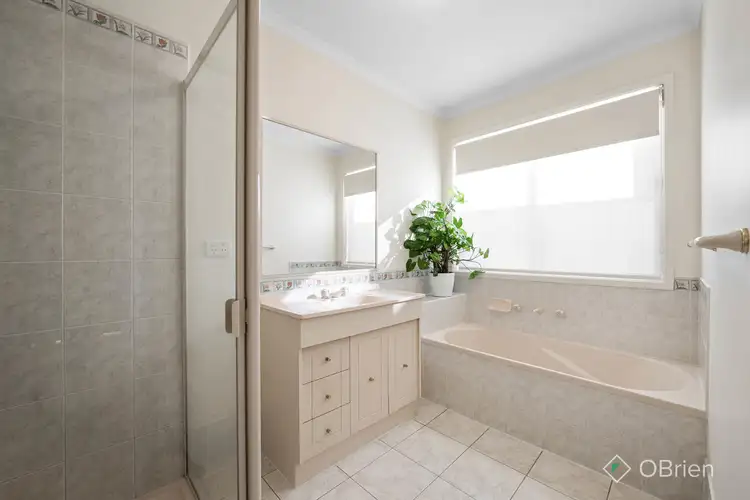 Sixth view of Homely house listing, 22 Bendigo Circuit, Caroline Springs VIC 3023