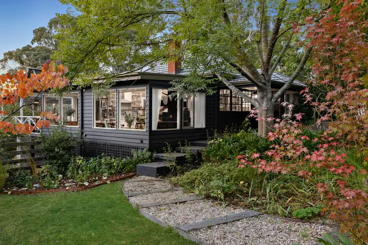 19 Second Street, Hepburn Springs VIC 3461