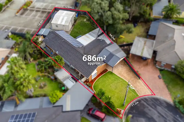Second view of Homely house listing, 3 Auburn Close, Craigieburn VIC 3064
