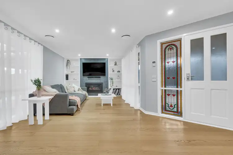 Seventh view of Homely house listing, 3 Auburn Close, Craigieburn VIC 3064