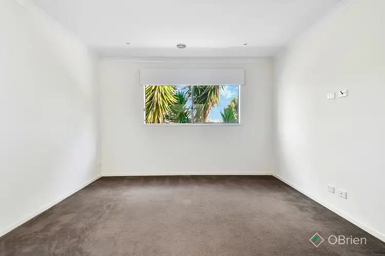 Fifth view of Homely house listing, 46 Triumph Way, Skye VIC 3977