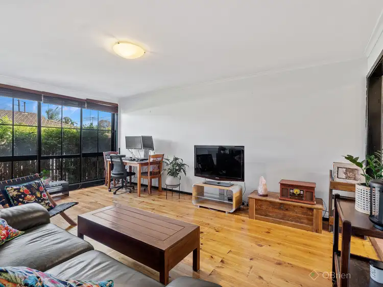 2/320 Warrigal Road, Cheltenham VIC 3192
