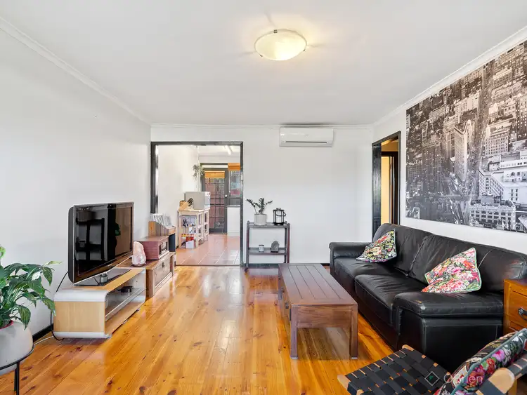 Second view of Homely unit listing, 2/320 Warrigal Road, Cheltenham VIC 3192