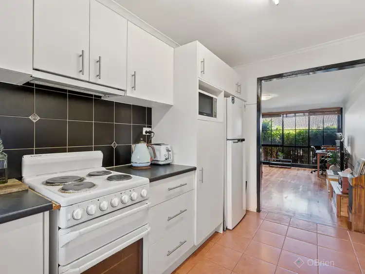 Fifth view of Homely unit listing, 2/320 Warrigal Road, Cheltenham VIC 3192