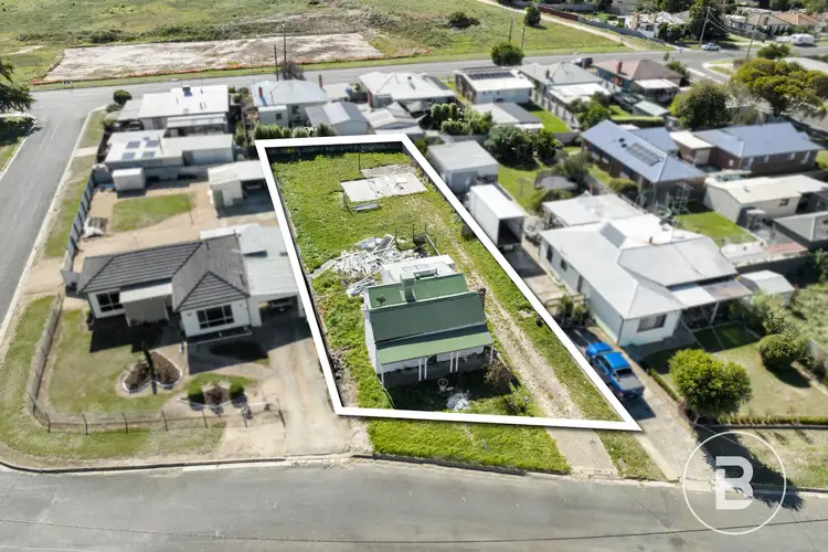 4 Miller Street, Sebastopol VIC 3356