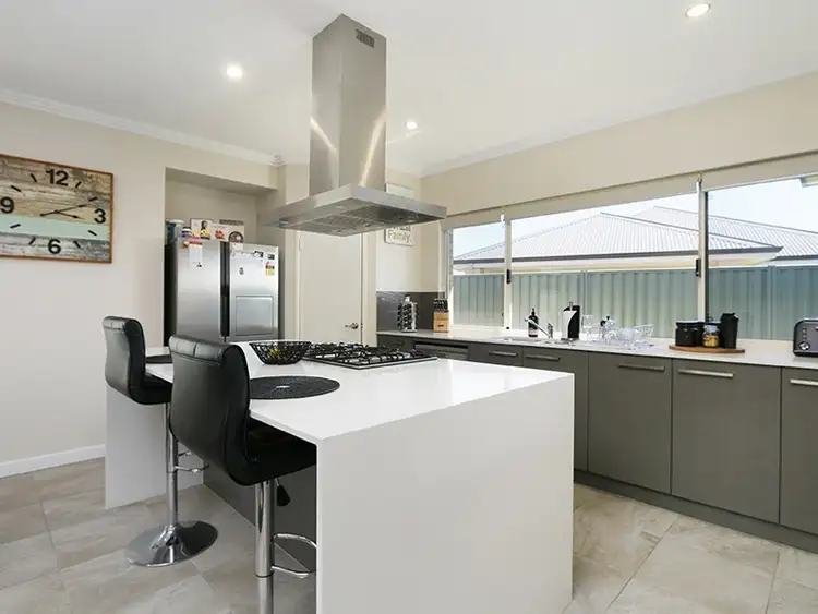 Second view of Homely house listing, 6 Carbeen View, Piara Waters WA 6112