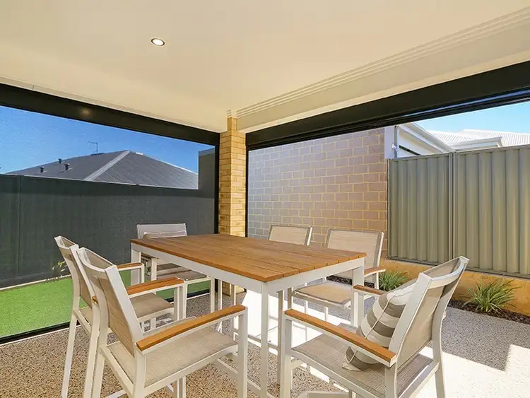 Third view of Homely house listing, 6 Carbeen View, Piara Waters WA 6112