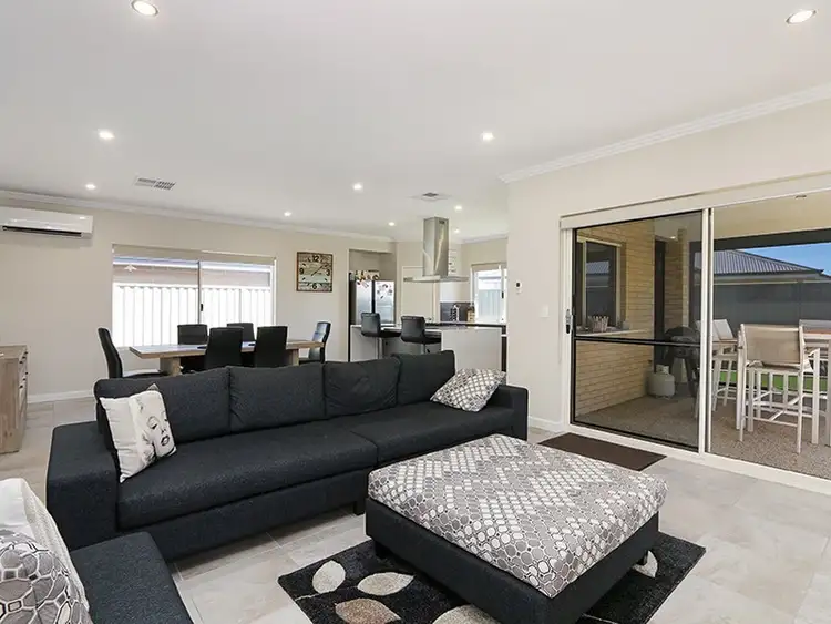 Fifth view of Homely house listing, 6 Carbeen View, Piara Waters WA 6112