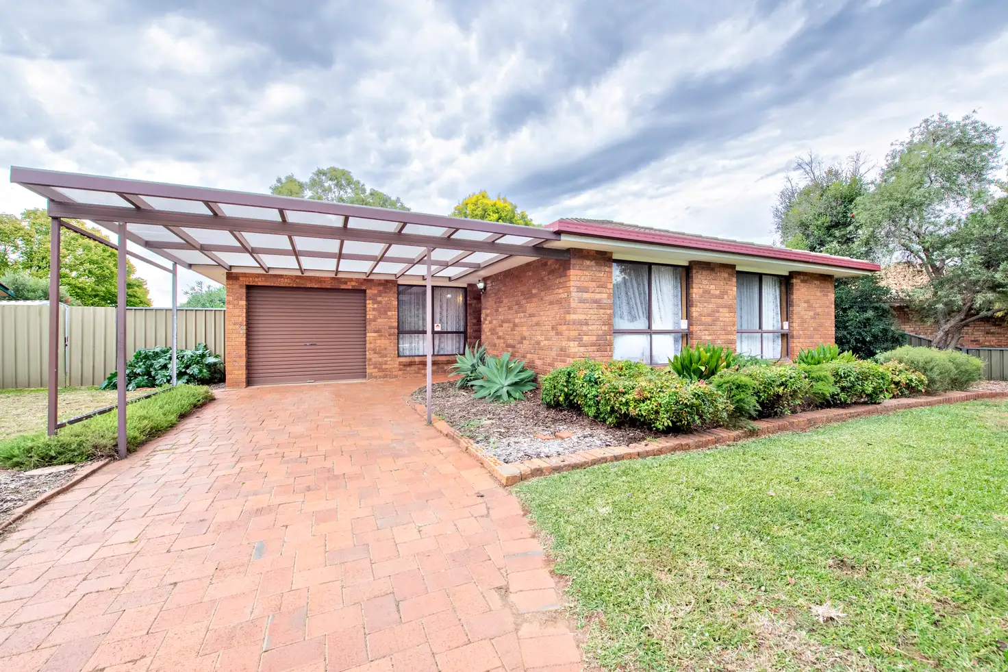 Main view of Homely house listing, 5 Light Place, Dubbo NSW 2830