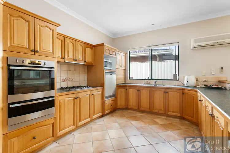 Sixth view of Homely house listing, 15 Hampton Square West, Morley WA 6062