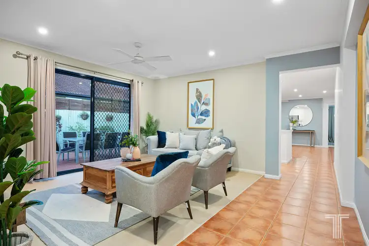 Fifth view of Homely house listing, 19 Coventry Circuit, Carindale QLD 4152