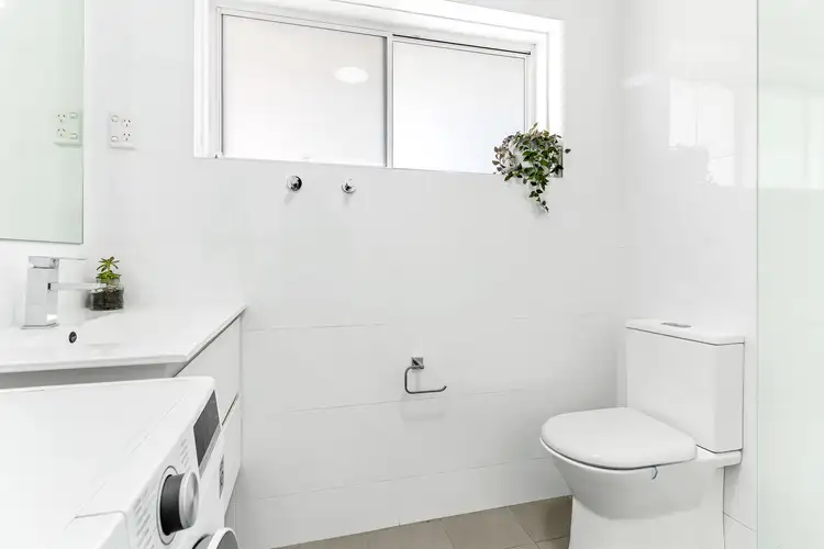 Sixth view of Homely apartment listing, 5/8 Wheeler Parade, Dee Why NSW 2099