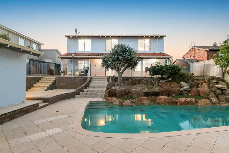 26 Meecham Way, Karrinyup WA 6018