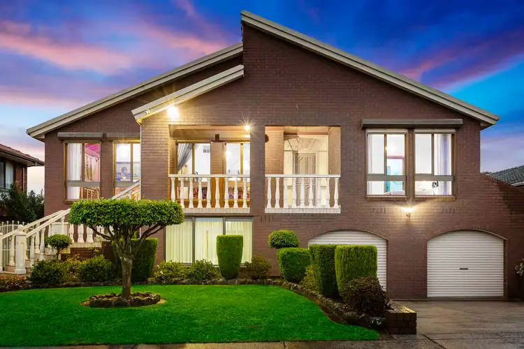 3 Yeovil Court, Wheelers Hill VIC 3150