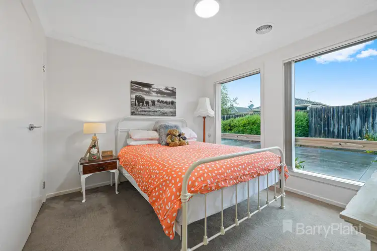 Third view of Homely unit listing, 2/9 Shakespeare Court, Drouin VIC 3818