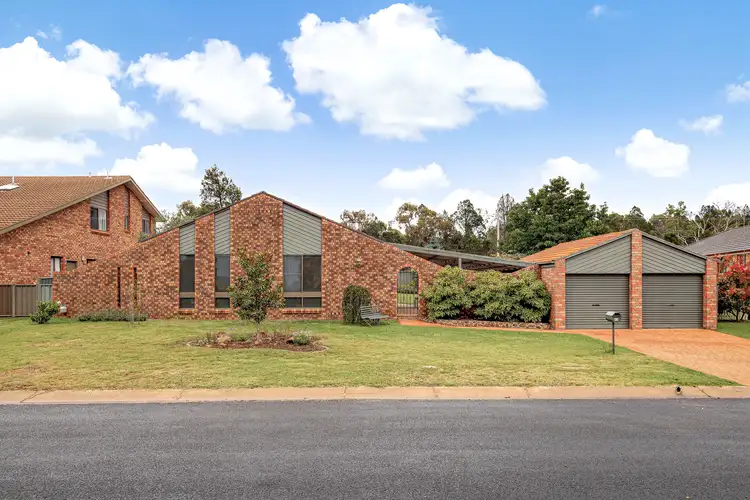 42 Tulong Avenue, Cooma NSW 2630