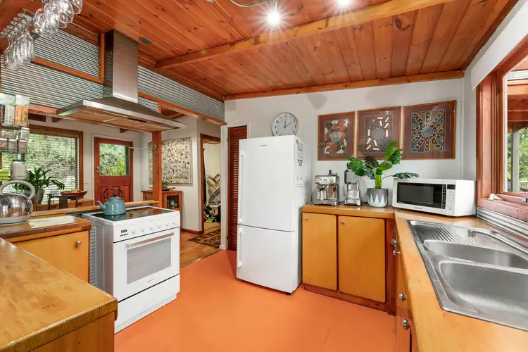 Fifth view of Homely house listing, 225 Silvan Road, Wattle Glen VIC 3096