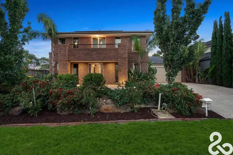 8 Themeda Close, South Morang VIC 3752