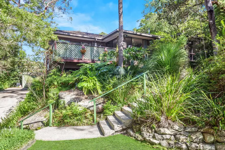 12 Raphael Drive, Hornsby Heights NSW 2077
