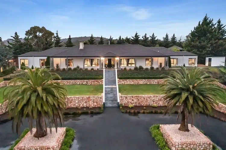 45 Nambour Drive, Sunbury VIC 3429