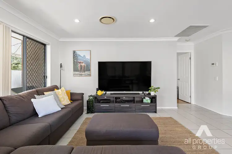 Sixth view of Homely house listing, 23 Weir Close, Berrinba QLD 4117