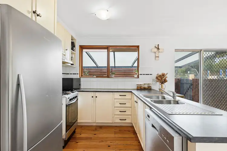 Sixth view of Homely house listing, 8 Montana Drive, Happy Valley SA 5159