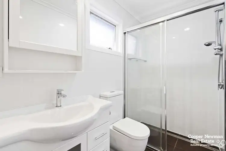 Sixth view of Homely unit listing, 8./4 Kireep Road, Balwyn VIC 3103