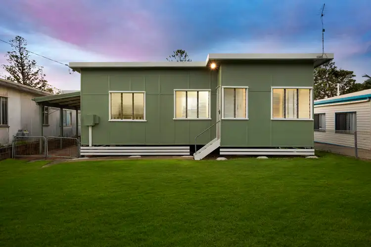 13 Meadow Street, Keppel Sands QLD 4702