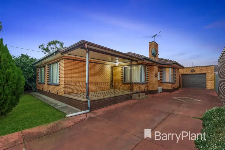 1 Elm Street, St Albans VIC 3021