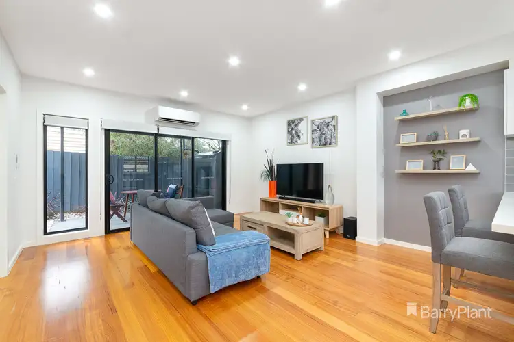 Fifth view of Homely townhouse listing, 2/74 Maude Avenue, Glenroy VIC 3046