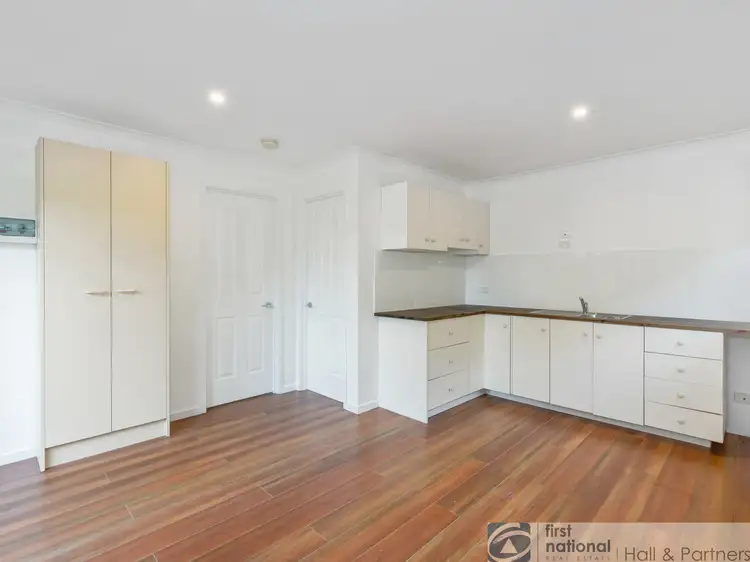 Fifth view of Homely house listing, 40 Crossdale Rise, Endeavour Hills VIC 3802